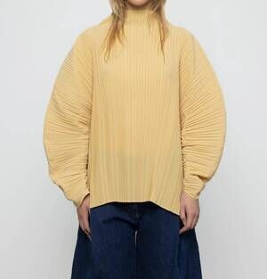 NEW ESTHE women's sculpted pleated blouse in yellow